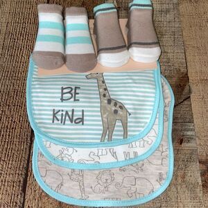 Bibs and socks set baby boy 0-6 months